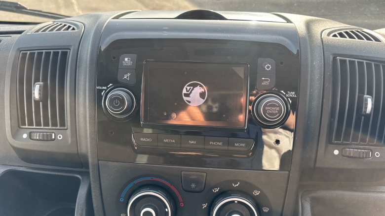 Vauxhall Movano 3500 L3 Diesel Fwd 2.2 Turbo D 140ps H2 Van Dynamic